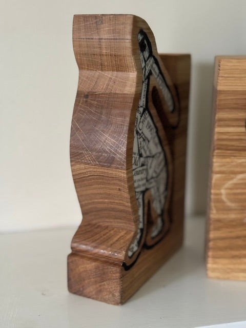 Hare Bookends – Handcrafted in Oak